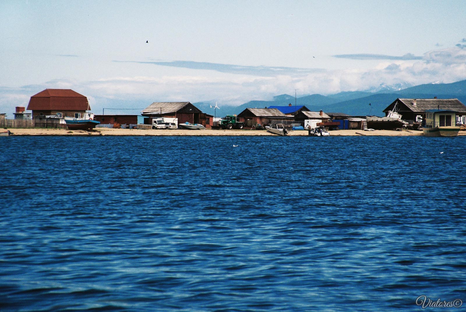 Чивыркуйский залив на Байкале фото турбазы